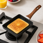 Square pancake cooking in the compact non-stick pan